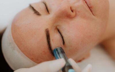 The Advantages of Eyelid Surgery and Who Should Consider It