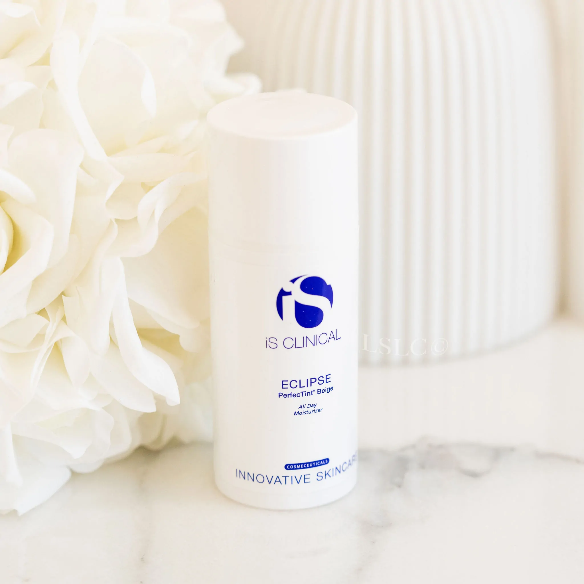is clinical eclipse untinted all day moisturiser