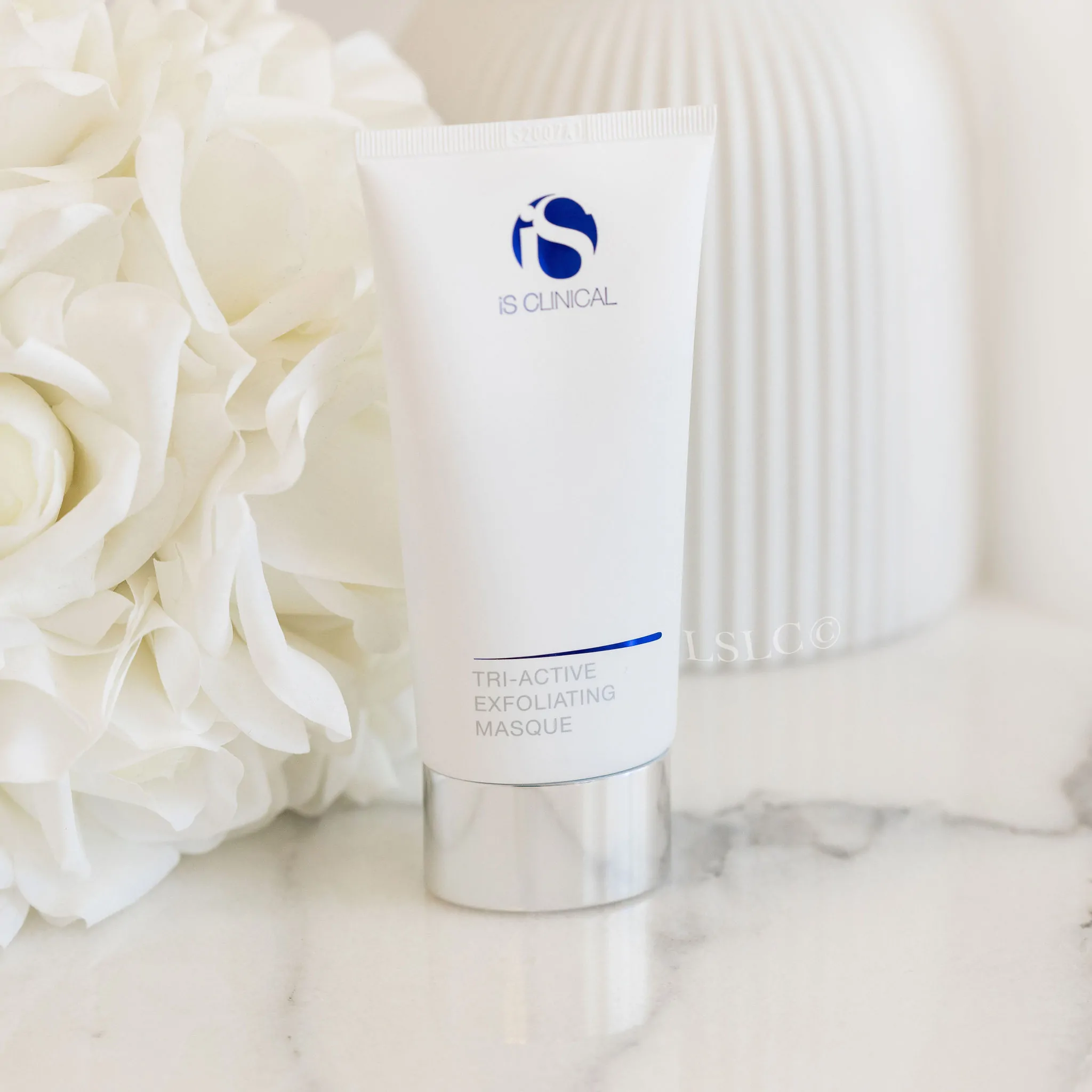 iS Clinical Tri Active Exfoliating Masque