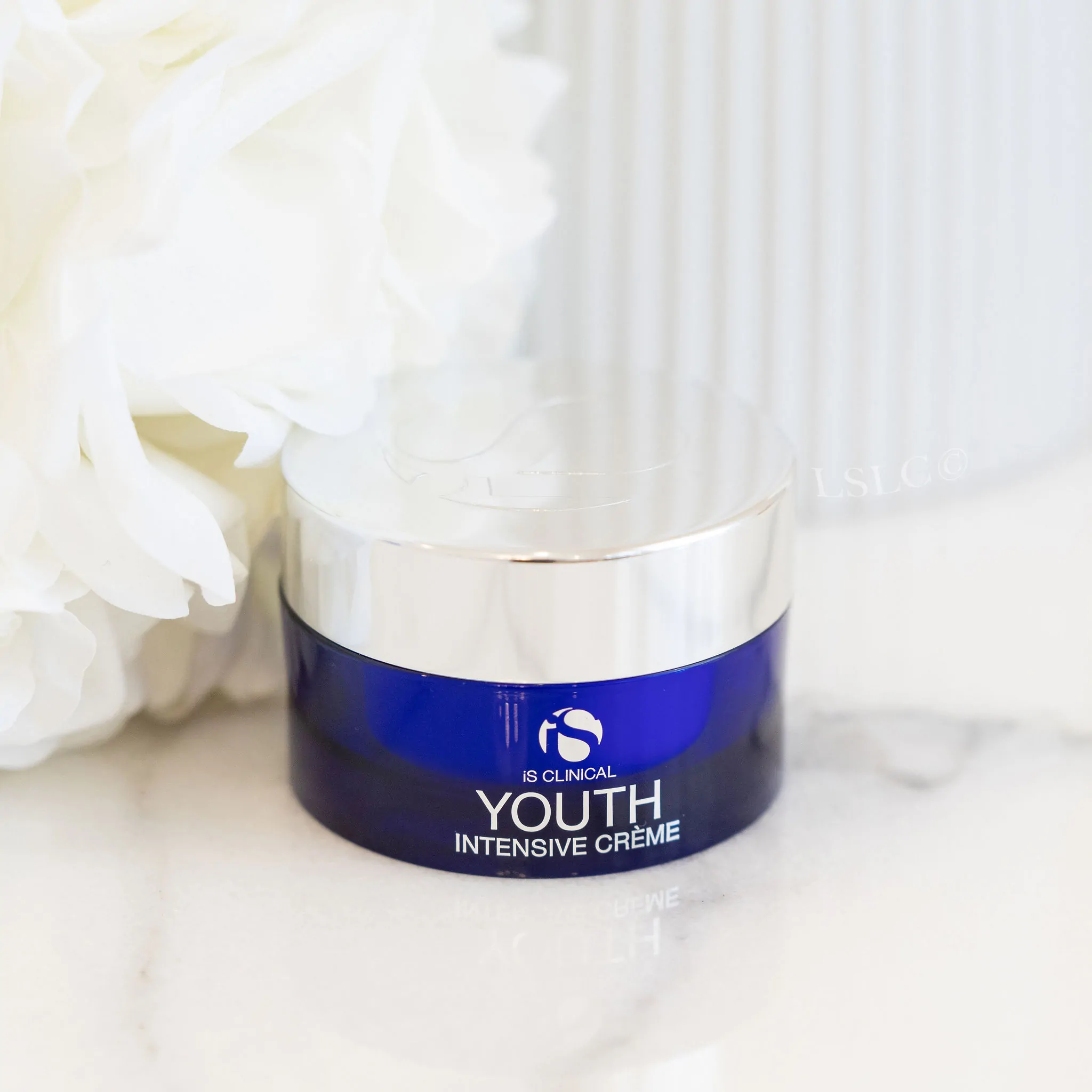 is clinical eclipse untinted all day moisturiser