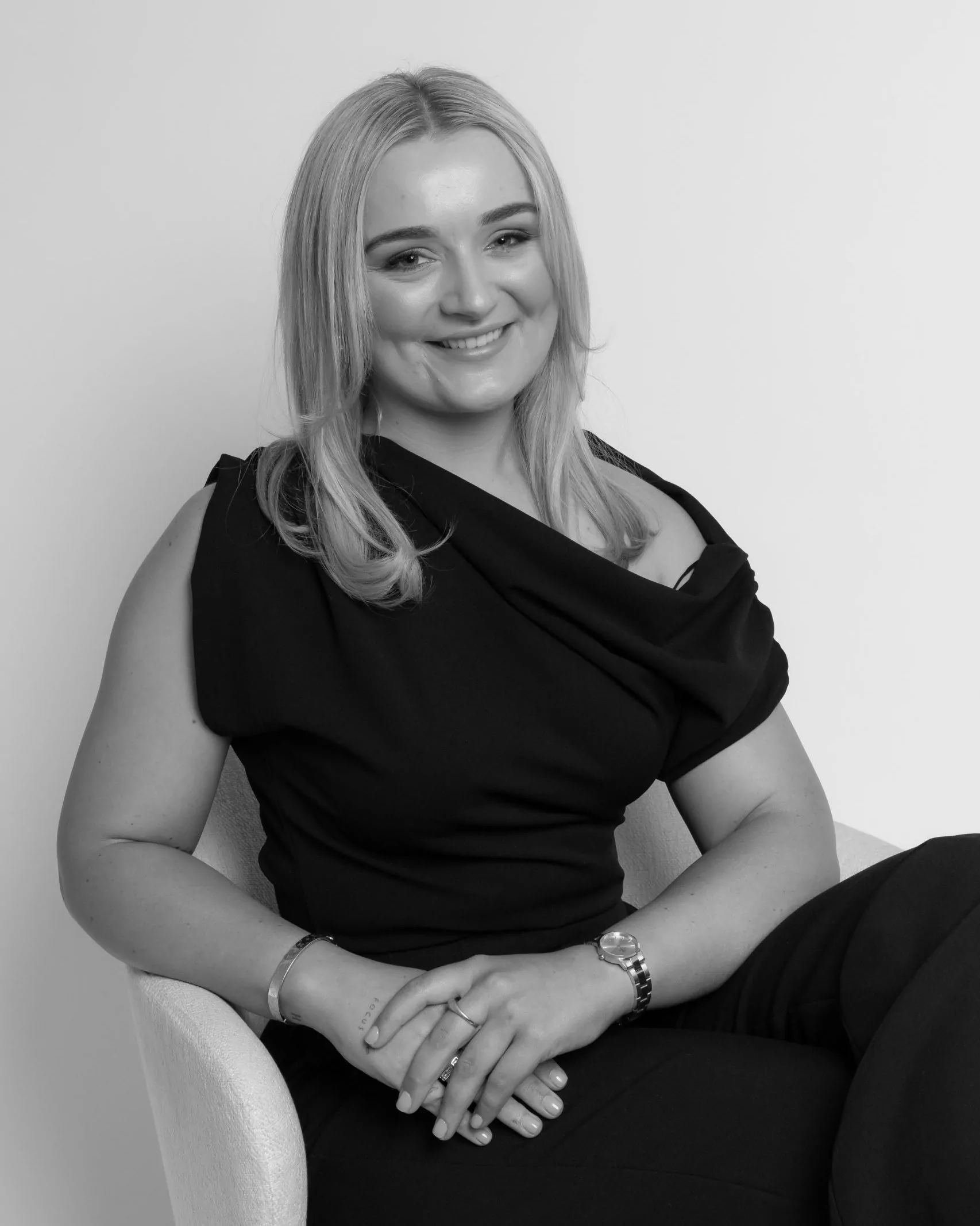 lushskinclinic2023 b&w lushskinclinic2023 b&w
